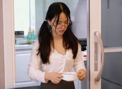 Con gái bị cha dượng cướp đi sự trong trắng