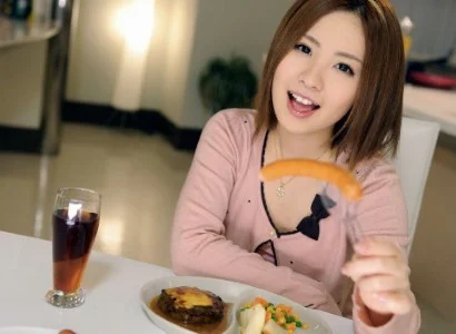 Ông xã sau bữa tối thì nện em